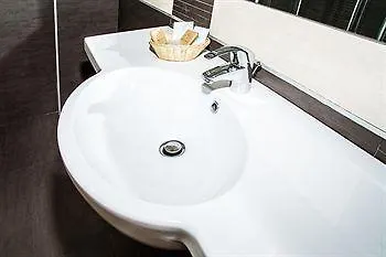 Spazio Residenza Hotell 3*